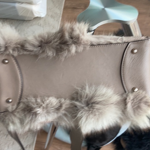 ⭐️ 💼 Rare Michael Kors collection fox fur Miranda bag⭐️ - Picture 7 of 17